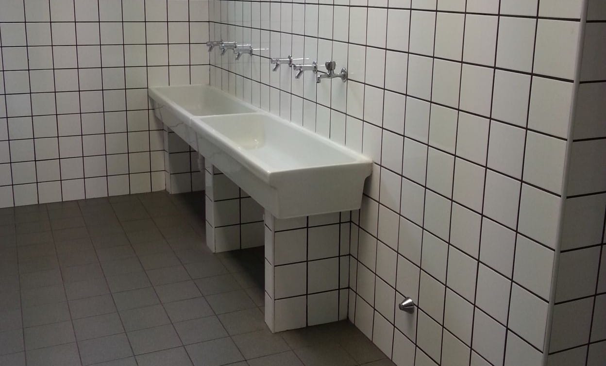 Aseos y duchas (9/14)